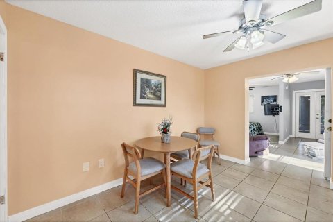 Villa ou maison à louer à Sarasota, Floride: 1 chambre, 41.81 m2 № 2415448 - photo 2