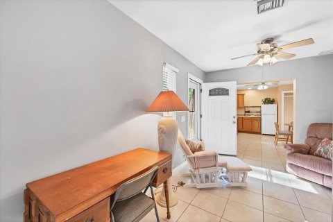 Villa ou maison à louer à Sarasota, Floride: 1 chambre, 41.81 m2 № 2415448 - photo 15
