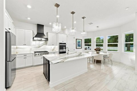 House in Gotha, Florida 6 bedrooms, 485.51 sq.m. № 2329299 - photo 12