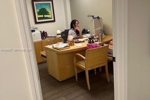 Propiedad comercial en venta en Miami, Florida № 2001985 - foto 12