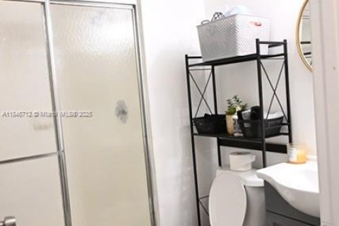 Adosado en venta en Plantation, Florida, 3 dormitorios, 122.45 m2 № 1855388 - foto 13