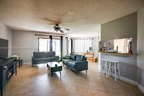 Adosado en venta en Plantation, Florida, 3 dormitorios, 122.45 m2 № 1855388 - foto 6