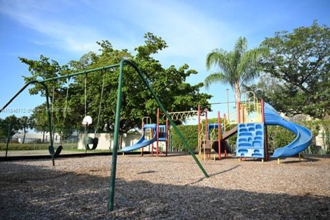 Adosado en venta en Plantation, Florida, 3 dormitorios, 122.45 m2 № 1855388 - foto 20