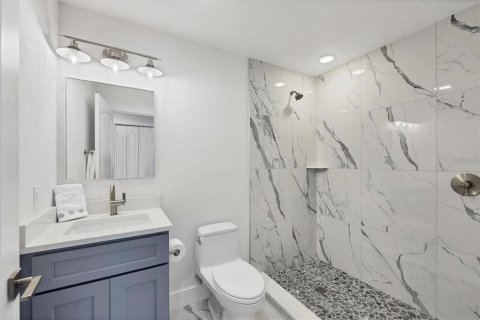 Copropriété à louer à Englewood, Floride: 3 chambres, 188.41 m2 № 2166291 - photo 19