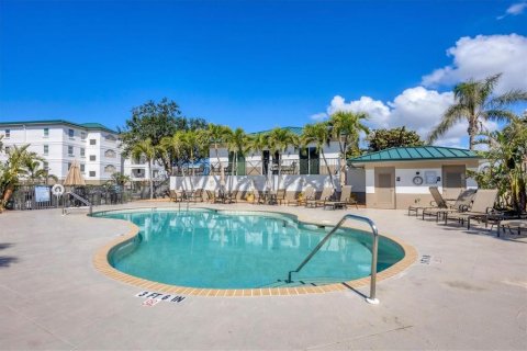 Copropriété à louer à Englewood, Floride: 3 chambres, 188.41 m2 № 2166291 - photo 27