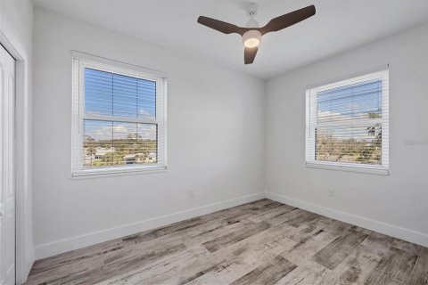 Copropriété à louer à Englewood, Floride: 3 chambres, 188.41 m2 № 2166291 - photo 18