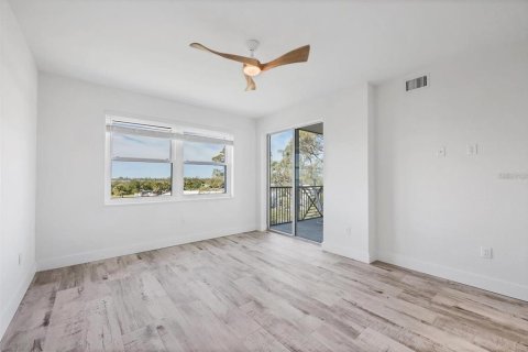 Copropriété à louer à Englewood, Floride: 3 chambres, 188.41 m2 № 2166291 - photo 13