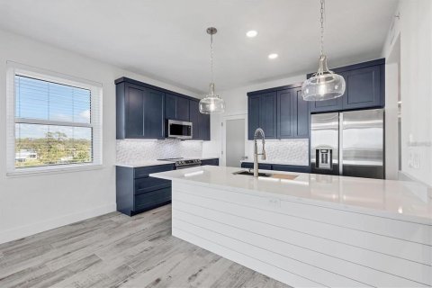 Copropriété à louer à Englewood, Floride: 3 chambres, 188.41 m2 № 2166291 - photo 5