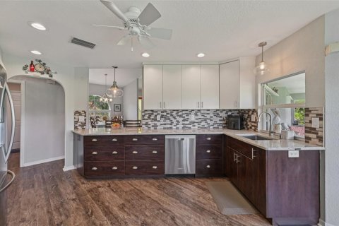House in Punta Gorda, Florida 3 bedrooms, 163.23 sq.m. № 1899233 - photo 3