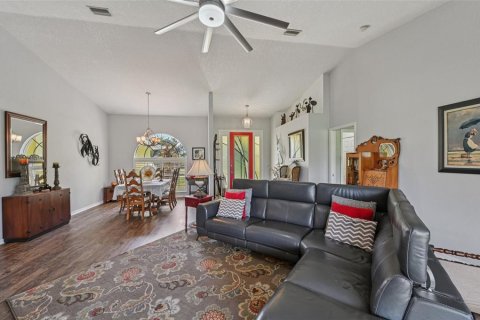 House in Punta Gorda, Florida 3 bedrooms, 163.23 sq.m. № 1899233 - photo 10