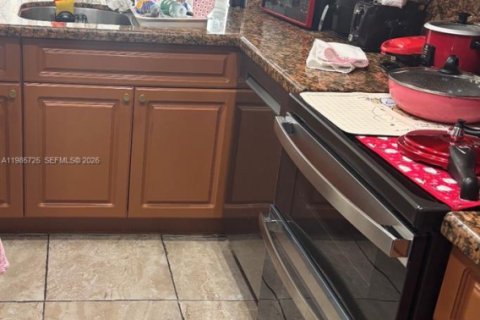 Купить кондоминиум в Майами, Флорида 1 комната, 100.89м2, № 2048859 - фото 6