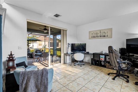 House in Kissimmee, Florida 3 bedrooms, 201.88 sq.m. № 1746914 - photo 12