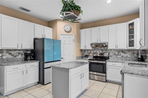 House in Kissimmee, Florida 3 bedrooms, 201.88 sq.m. № 1746914 - photo 6