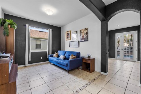 House in Kissimmee, Florida 3 bedrooms, 201.88 sq.m. № 1746914 - photo 4