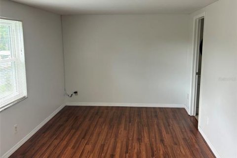 Condominio en alquiler en Dunedin, Florida, 4 dormitorios, 132.39 m2 № 1802089 - foto 3