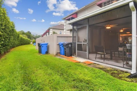 Touwnhouse à vendre à Tampa, Floride: 2 chambres, 101.64 m2 № 2419159 - photo 16