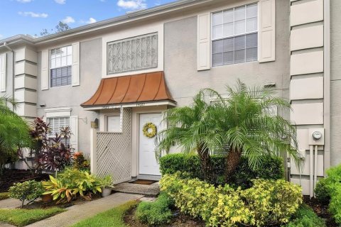 Touwnhouse à vendre à Tampa, Floride: 2 chambres, 101.64 m2 № 2419159 - photo 2