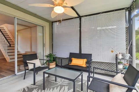 Touwnhouse à vendre à Tampa, Floride: 2 chambres, 101.64 m2 № 2419159 - photo 15