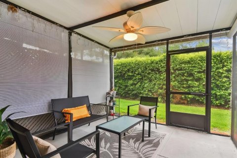 Touwnhouse à vendre à Tampa, Floride: 2 chambres, 101.64 m2 № 2419159 - photo 14