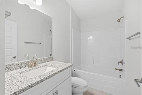 House in Palm Coast, Florida 3 bedrooms, 127.09 sq.m. № 2133834 - photo 10