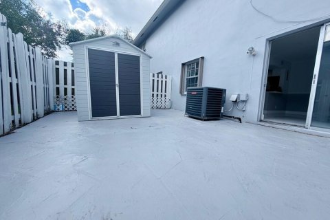 Touwnhouse à vendre à Davie, Floride: 3 chambres, 153.29 m2 № 2245414 - photo 17