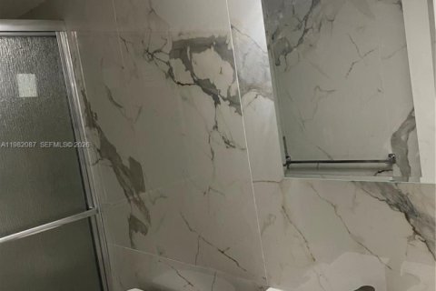 Adosado en alquiler en Hallandale Beach, Florida, 3 dormitorios, 162.58 m2 № 2043236 - foto 10