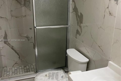 Adosado en alquiler en Hallandale Beach, Florida, 3 dormitorios, 162.58 m2 № 2043236 - foto 9