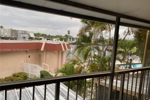 Adosado en alquiler en Hallandale Beach, Florida, 3 dormitorios, 162.58 m2 № 2043236 - foto 13