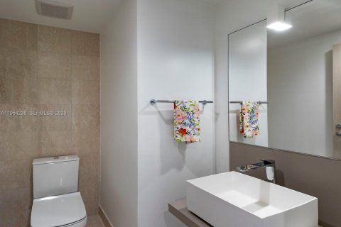 Купить кондоминиум в Майами, Флорида 1 спальня, 76.74м2, № 2153323 - фото 6