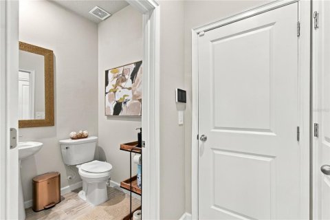 Townhouse in Wesley Chapel, Florida 3 bedrooms, 154.87 sq.m. № 2394417 - photo 24