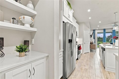 Townhouse in Wesley Chapel, Florida 3 bedrooms, 154.87 sq.m. № 2394417 - photo 23