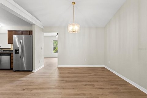 Casa en venta en Wildwood, Florida, 3 dormitorios, 194.82 m2 № 1817553 - foto 3