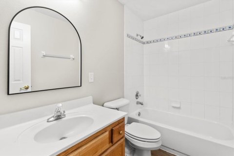 Casa en venta en Wildwood, Florida, 3 dormitorios, 194.82 m2 № 1817553 - foto 17