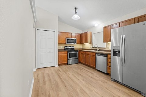 Casa en venta en Wildwood, Florida, 3 dormitorios, 194.82 m2 № 1817553 - foto 4