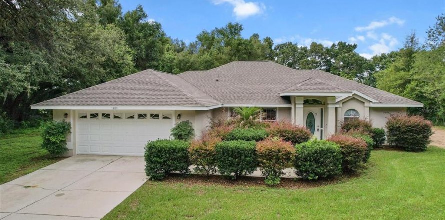 Casa en Wildwood, Florida 3 dormitorios, 194.82 m2 № 1817553