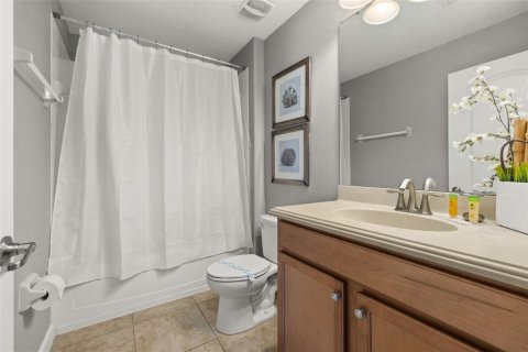 House in Davenport, Florida 5 bedrooms, 264.03 sq.m. № 1907735 - photo 30