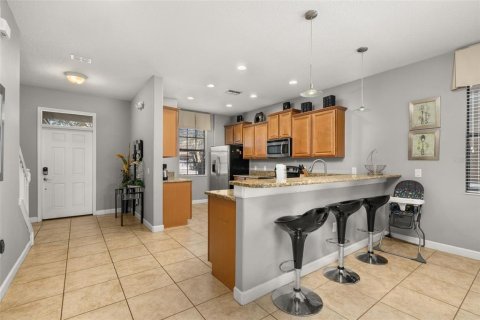 House in Davenport, Florida 5 bedrooms, 264.03 sq.m. № 1907735 - photo 10