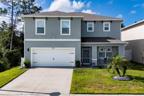 House in Deltona, Florida 4 bedrooms, 234.67 sq.m. № 2375707