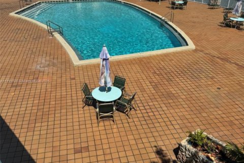 Condominio en venta en Miami, Florida, 1 dormitorio, 73.67 m2 № 1737545 - foto 20