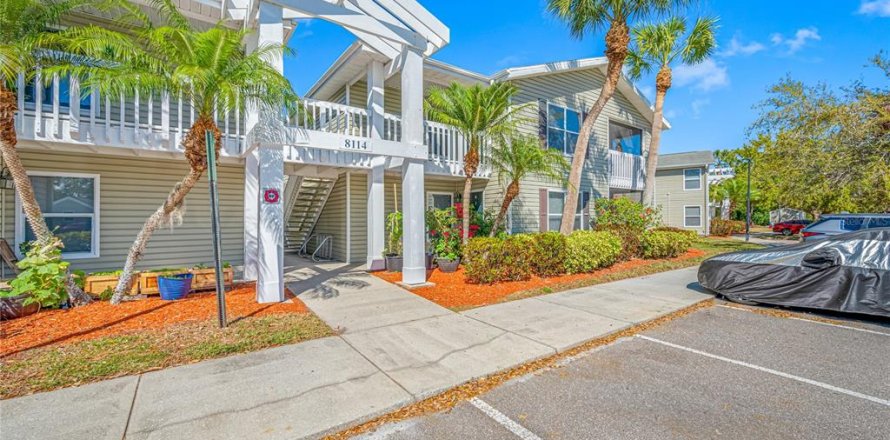 Condominio en Sarasota, Florida, 2 dormitorios  № 1883224