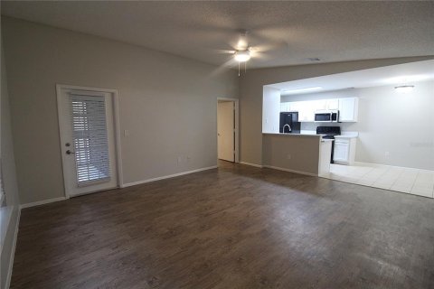 Condominio en alquiler en Sarasota, Florida, 2 dormitorios, 92.9 m2 № 1883224 - foto 8