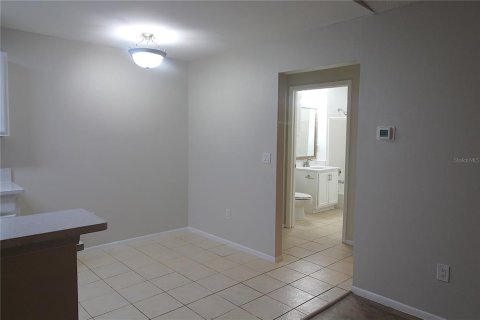 Condominio en alquiler en Sarasota, Florida, 2 dormitorios, 92.9 m2 № 1883224 - foto 6
