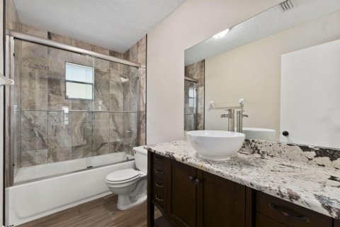 House in Okeechobee, Florida 2 bedrooms, 102.94 sq.m. № 2085306 - photo 27