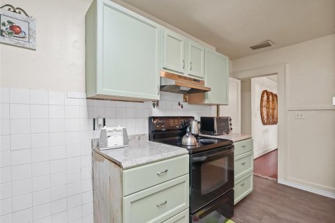Villa ou maison à vendre à Ocala, Floride: 4 chambres, 110.37 m2 № 1883262 - photo 15