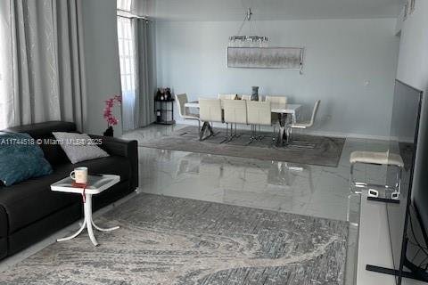 Copropriété à louer à Hallandale Beach, Floride: 3 chambres, 161.65 m2 № 1962397 - photo 30