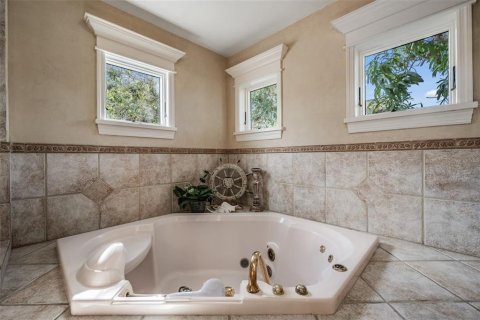 Casa en venta en Palm Harbor, Florida, 4 dormitorios, 386.75 m2 № 2097924 - foto 14