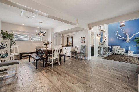 Casa en venta en Palm Harbor, Florida, 4 dormitorios, 386.75 m2 № 2097924 - foto 26