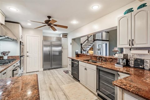 Casa en venta en Palm Harbor, Florida, 4 dormitorios, 386.75 m2 № 2097924 - foto 21