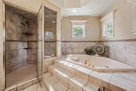Casa en venta en Palm Harbor, Florida, 4 dormitorios, 386.75 m2 № 2097924 - foto 13