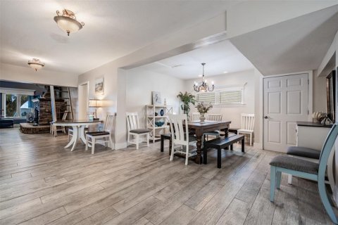 Casa en venta en Palm Harbor, Florida, 4 dormitorios, 386.75 m2 № 2097924 - foto 25
